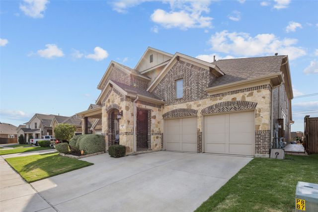 2807 Newsom Ridge Drive, Mansfield, TX 76063