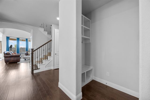 2807 Newsom Ridge Drive, Mansfield, TX 76063