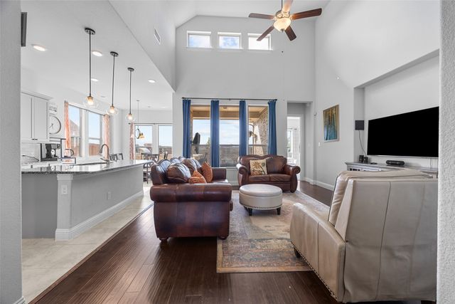 2807 Newsom Ridge Drive, Mansfield, TX 76063