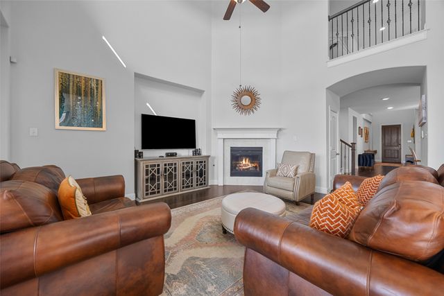 2807 Newsom Ridge Drive, Mansfield, TX 76063