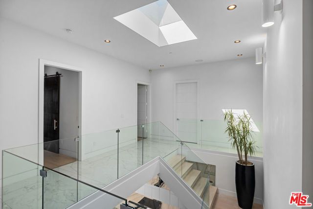 4841 Alonzo Avenue, Encino (los Angeles), CA 91316