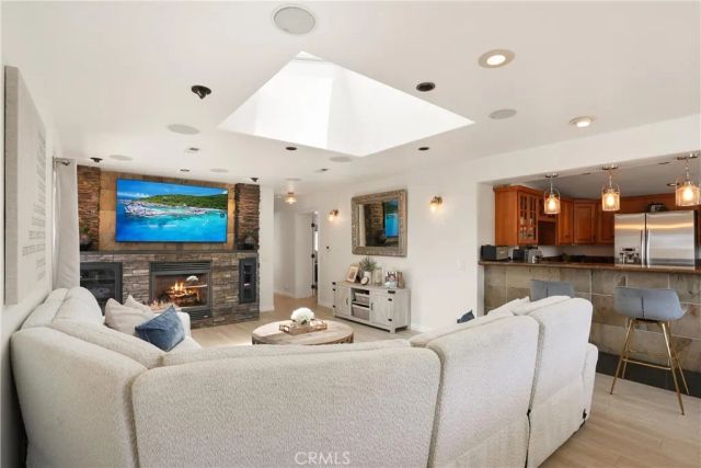 142 Liberty, Newport Beach, CA 92660