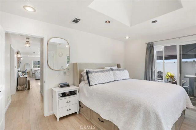 142 Liberty, Newport Beach, CA 92660