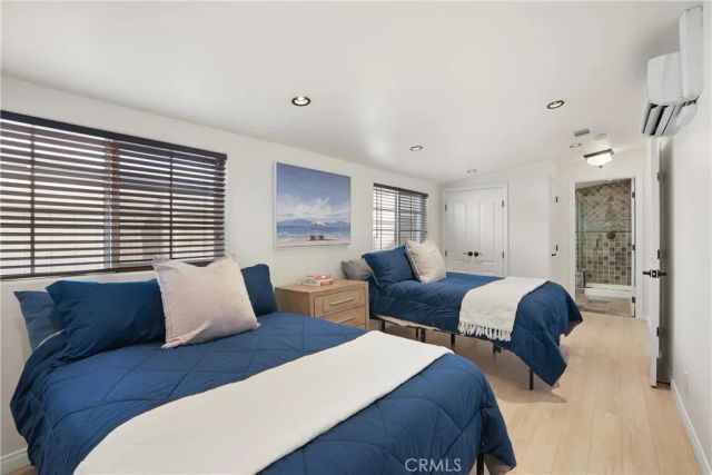 142 Liberty, Newport Beach, CA 92660