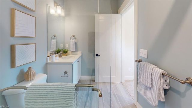 912 Jennings Ln, Chesapeake, VA 23322