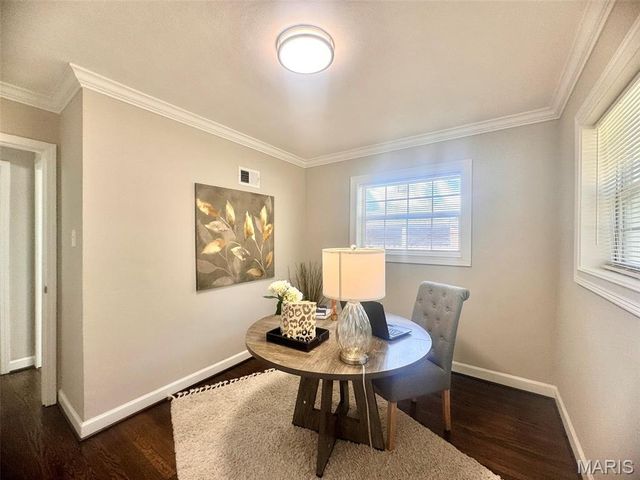 1500 Mendell Drive, University City, MO 63130