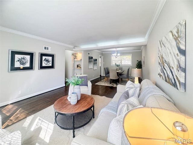1500 Mendell Drive, University City, MO 63130