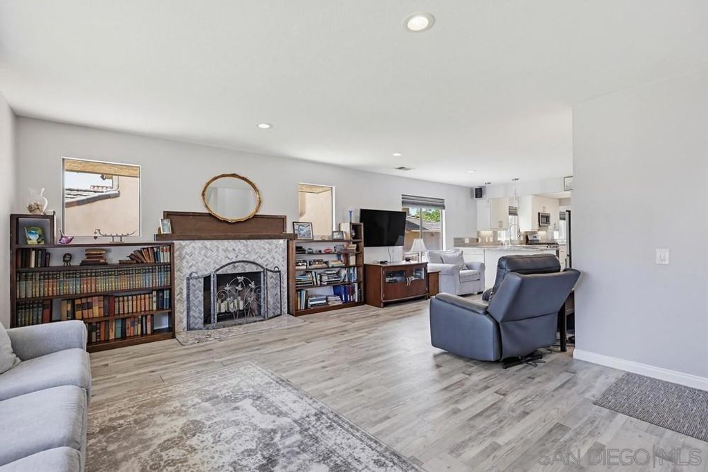 1174 Concord, San Diego, CA 92106 — photo 5