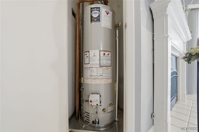 1155 Youngs Road A, Amherst, NY 14207