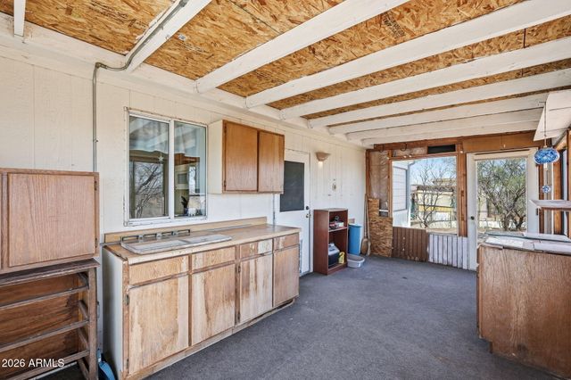 816 N RIDGEVIEW Place, Huachuca City, AZ 85616