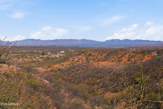 816 N RIDGEVIEW Place, Huachuca City, AZ 85616