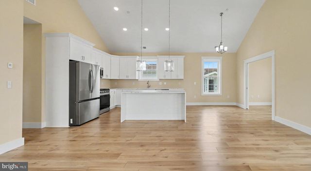 13214 OCEAN DR, Ocean City, MD 21842