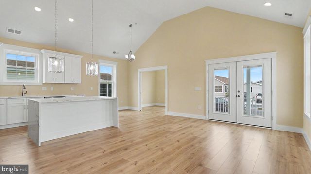 13214 OCEAN DR, Ocean City, MD 21842