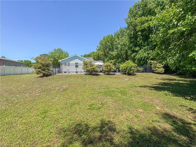 1675 Mount Lebanon AVE, Suffolk, VA 23436
