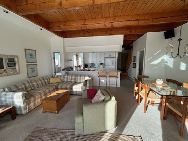 96 Fairway Drive, Sunapee, NH 03782