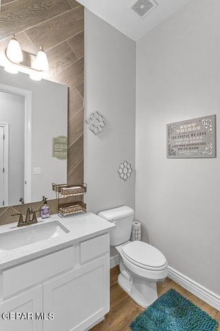 991 HULL Street, El Paso, TX 79928