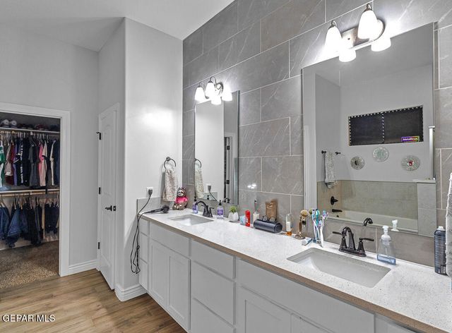 991 HULL Street, El Paso, TX 79928