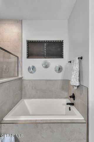 991 HULL Street, El Paso, TX 79928