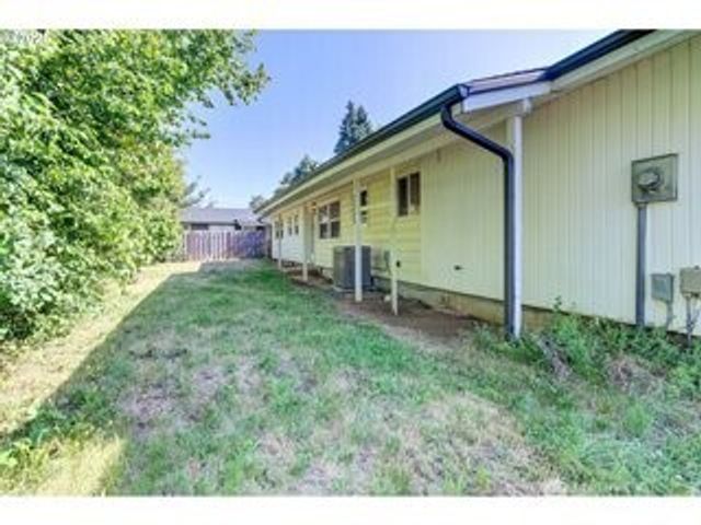 6014 NE 37th Street, Vancouver, WA 98661
