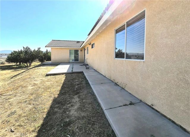 7187 Dalscote, Hesperia, CA 92345
