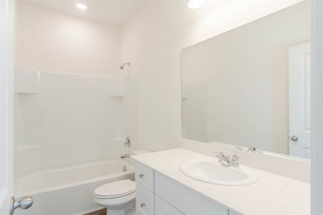 1737 Escondido Drive, Fort Worth, TX 76052