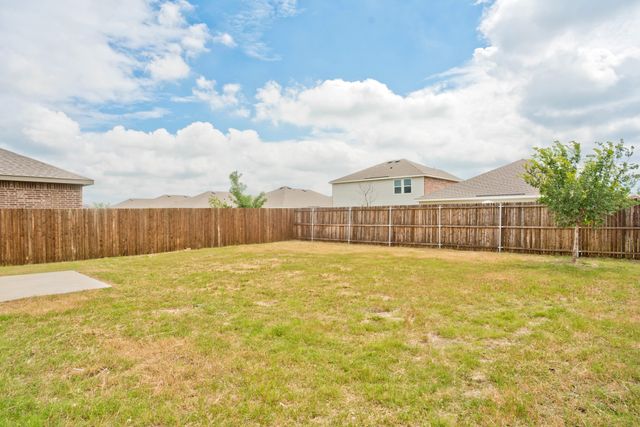 1737 Escondido Drive, Fort Worth, TX 76052