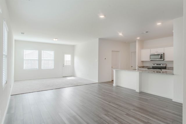 1737 Escondido Drive, Fort Worth, TX 76052