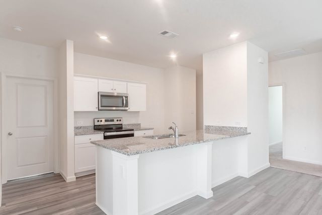 1737 Escondido Drive, Fort Worth, TX 76052