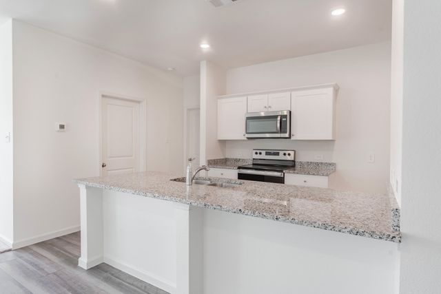 1737 Escondido Drive, Fort Worth, TX 76052