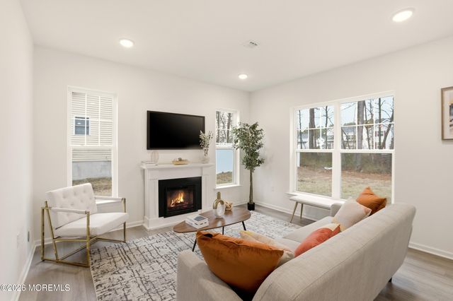 403 First Avenue, Toms River, NJ 08757