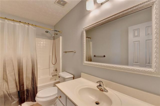 446 Canterbury Place Drive, Suwanee, GA 30024