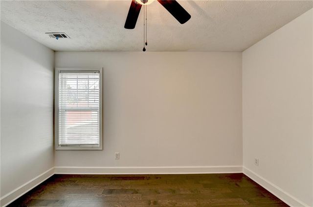 446 Canterbury Place Drive, Suwanee, GA 30024