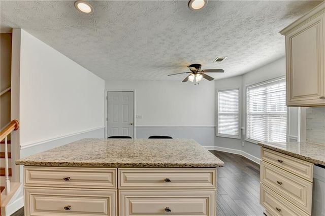 446 Canterbury Place Drive, Suwanee, GA 30024