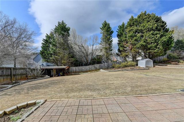 446 Canterbury Place Drive, Suwanee, GA 30024