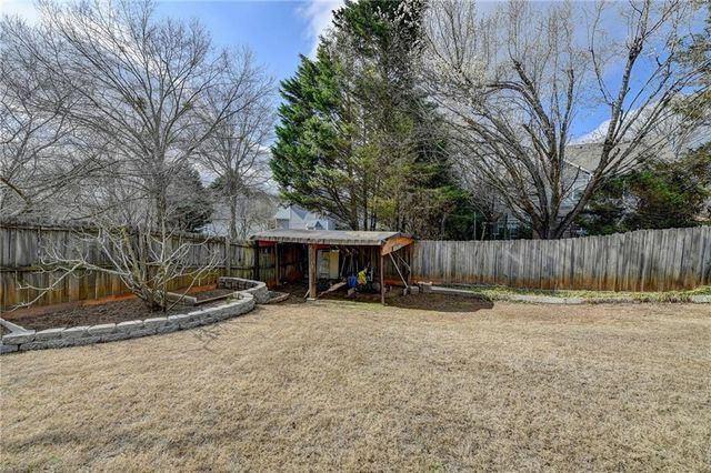 446 Canterbury Place Drive, Suwanee, GA 30024