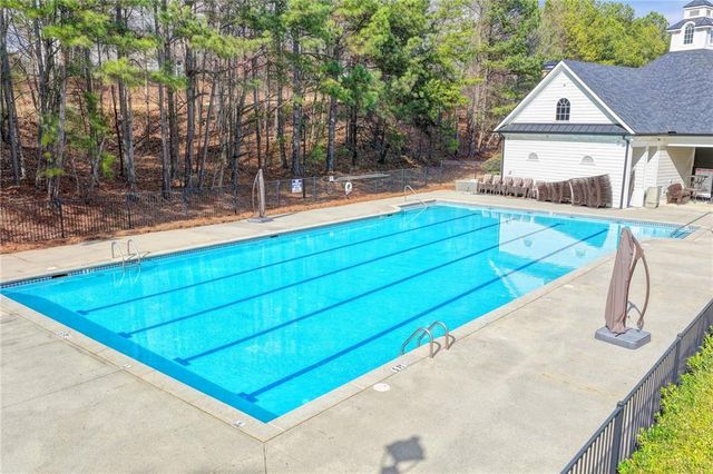 446 Canterbury Place Drive, Suwanee, GA 30024