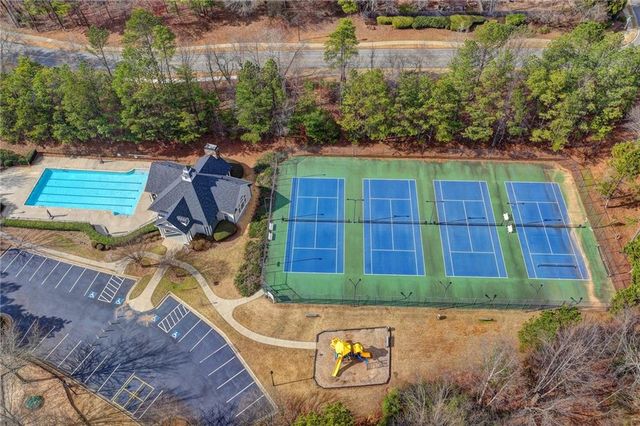 446 Canterbury Place Drive, Suwanee, GA 30024