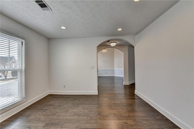 446 Canterbury Place Drive, Suwanee, GA 30024