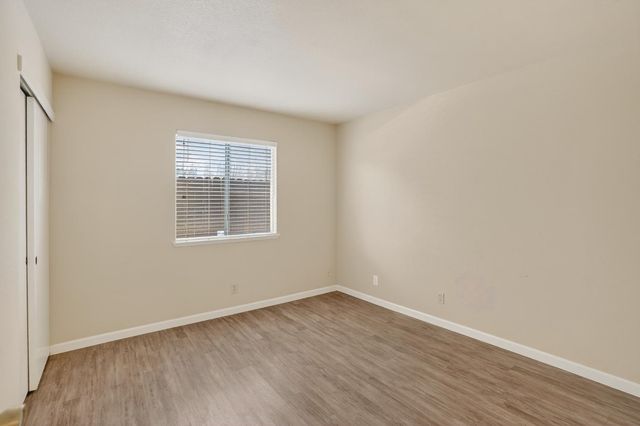 6417 Paseo Del Sol Way, Elk Grove, CA 95758