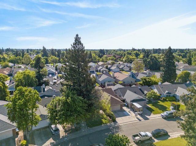 6417 Paseo Del Sol Way, Elk Grove, CA 95758