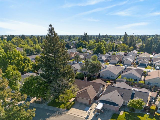 6417 Paseo Del Sol Way, Elk Grove, CA 95758