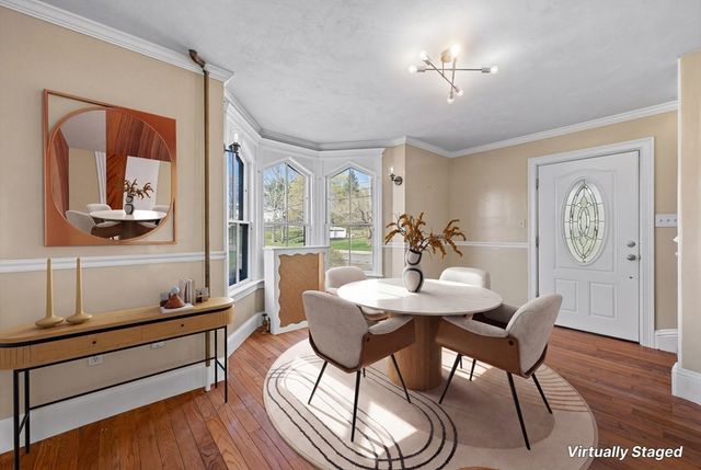 184 Pleasant St, Grafton, MA 01560