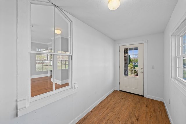 184 Pleasant St, Grafton, MA 01560