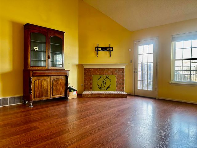 8412 BRIDGE CREEK DR, Memphis, TN 38016