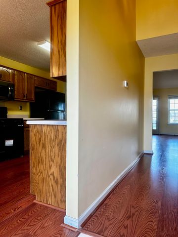 8412 BRIDGE CREEK DR, Memphis, TN 38016