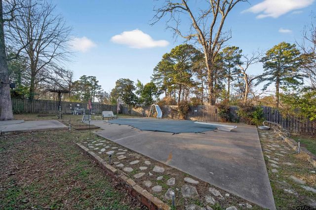 3212 Timberlane, Tyler, TX 75701