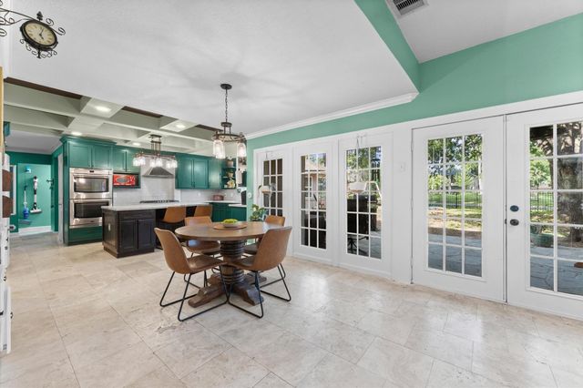 6027 Coral Ridge Road, Houston, TX 77069