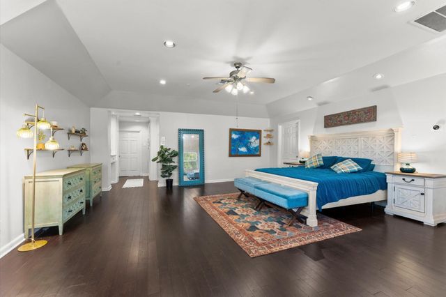 6027 Coral Ridge Road, Houston, TX 77069