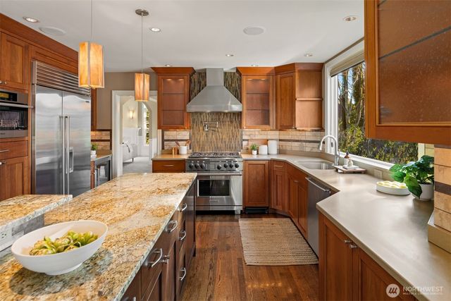 6257 164th Avenue SE, Bellevue, WA 98006