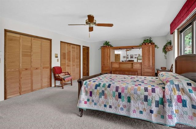 10467 Mcgregor Road, Pinckney, MI 48169